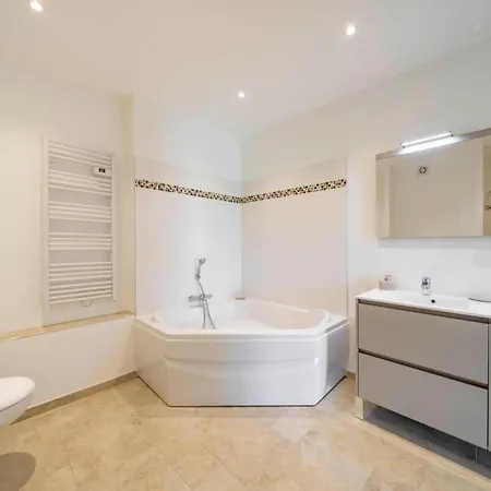 Cozystay 1331 - 4-bedroom La Croisette 公寓 *